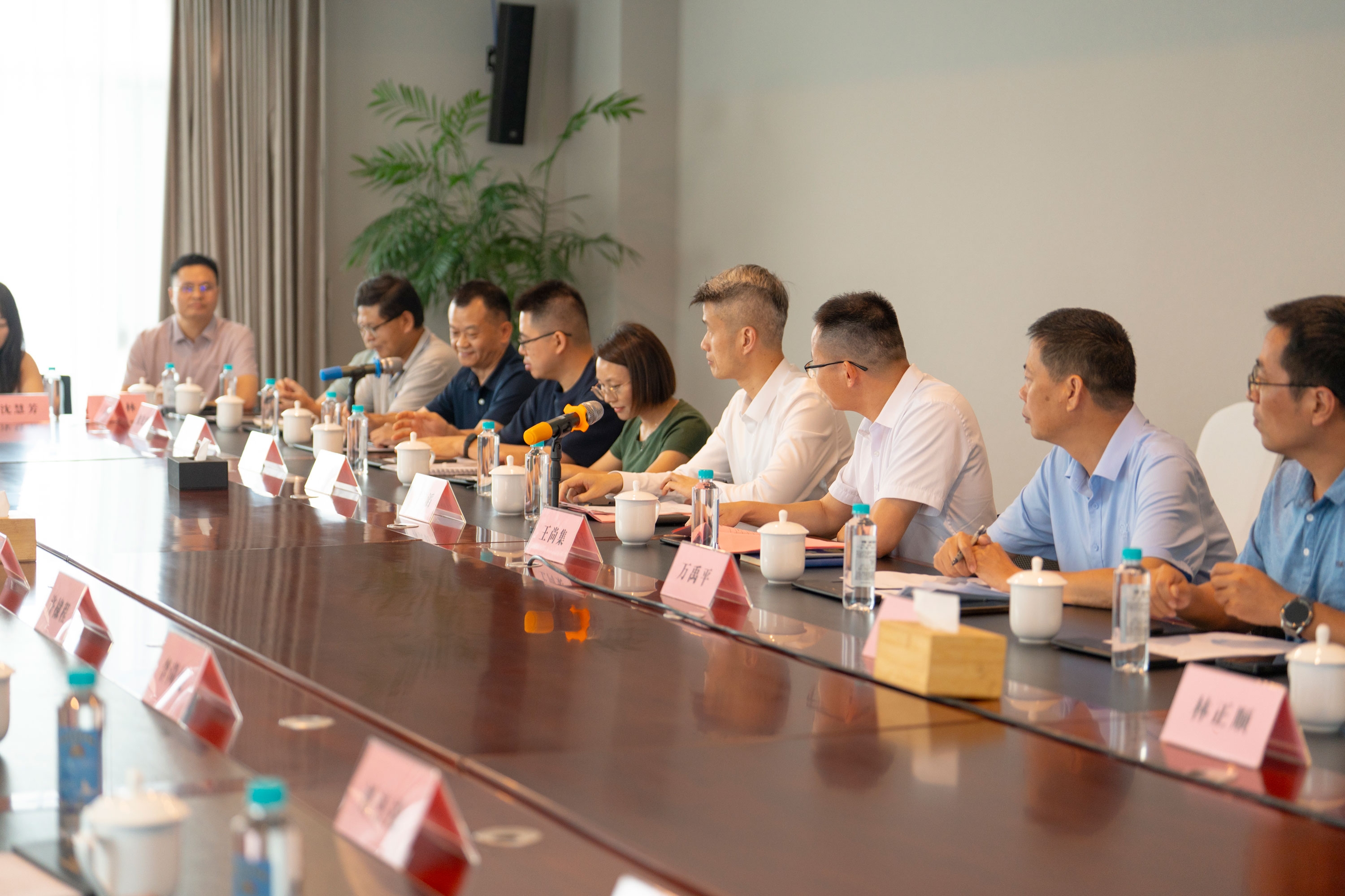 泉州装备制造研究中心应邀参加海峡论坛系列活动暨2026年两岸中小企业发展大会—泉州台商投资区产业对接会